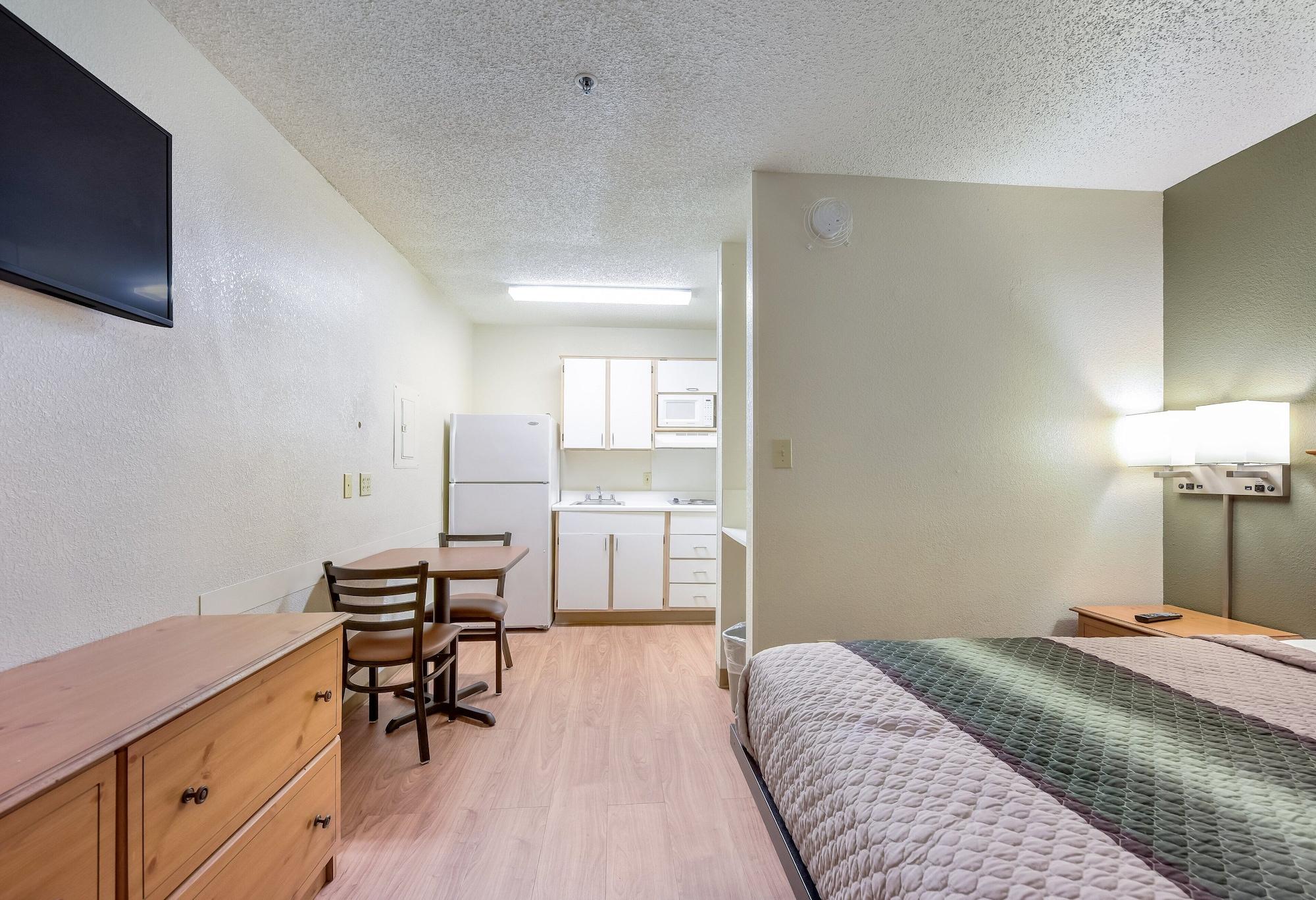 Hometowne Studios By Red Roof Dallas - North Addison - Tollway Exteriér fotografie